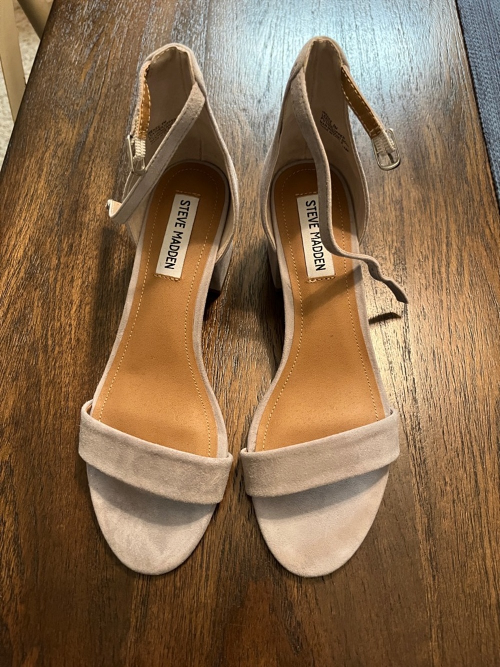 NWOT Steve Madden Women's Ankle Strap Irenee Heels in Light grey Suede